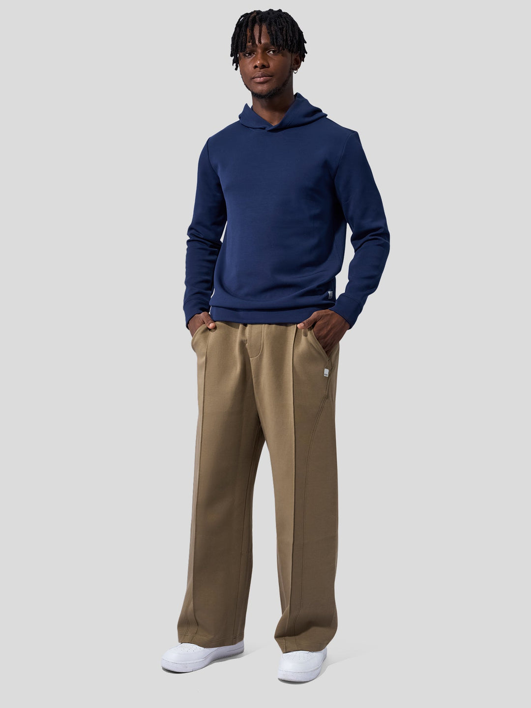 Pantalon Droit CozySpacer" can be rewritten as "Pantalon Droit Confortable CozySpacer.