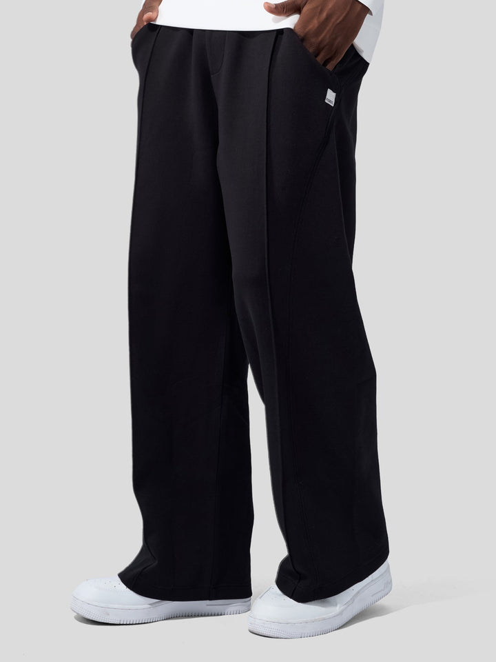 Pantalon Droit CozySpacer" can be rewritten as "Pantalon Droit Confortable CozySpacer.