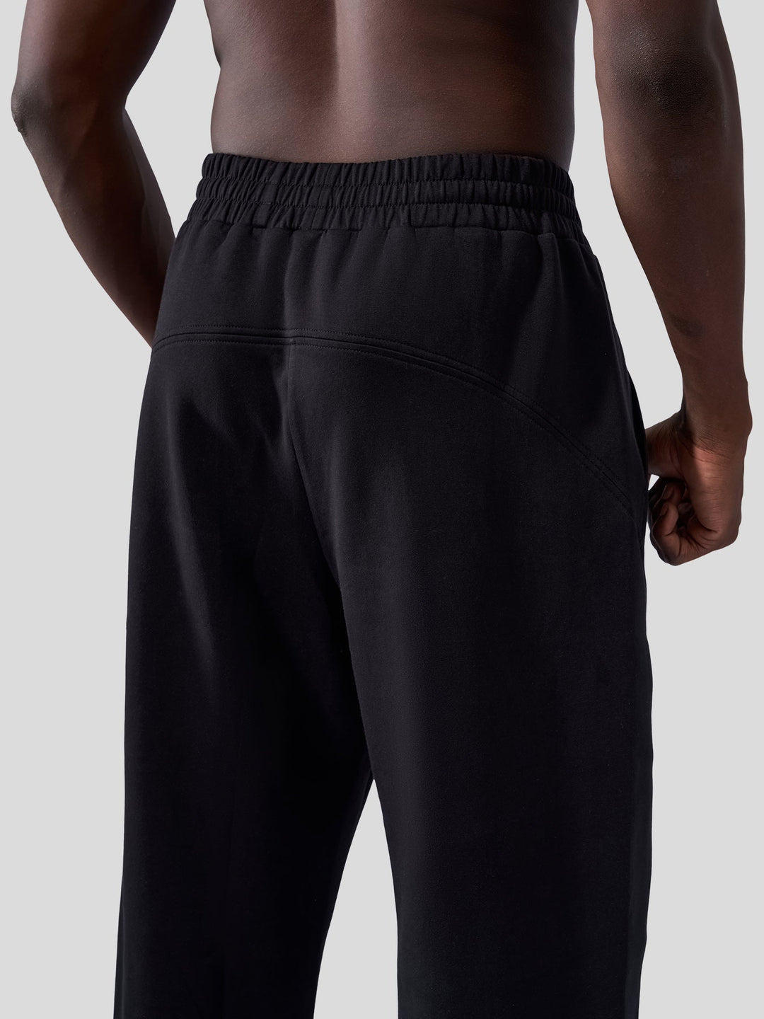 Pantalon Droit CozySpacer" can be rewritten as "Pantalon Droit Confortable CozySpacer.