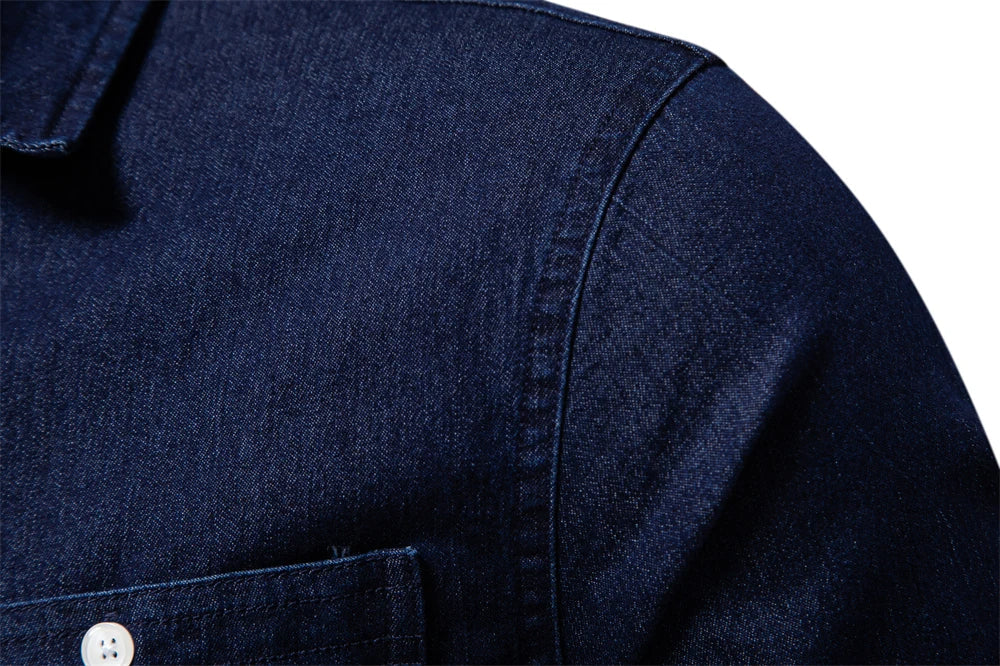 "Chemise en Denim pour Hommes TailorFlex" can be rewritten as "Chemise en Denim Homme TailorFlex".