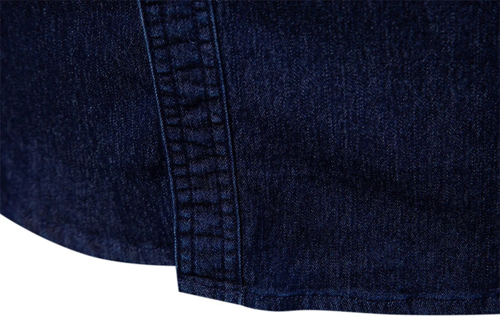 "Chemise en Denim pour Hommes TailorFlex" can be rewritten as "Chemise en Denim Homme TailorFlex".