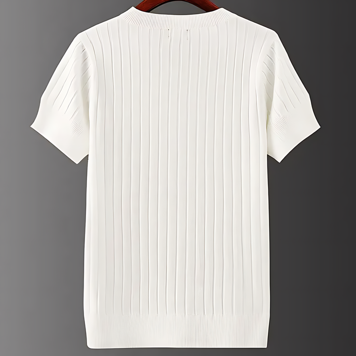 Chemise estivale à rayures classique et agréable