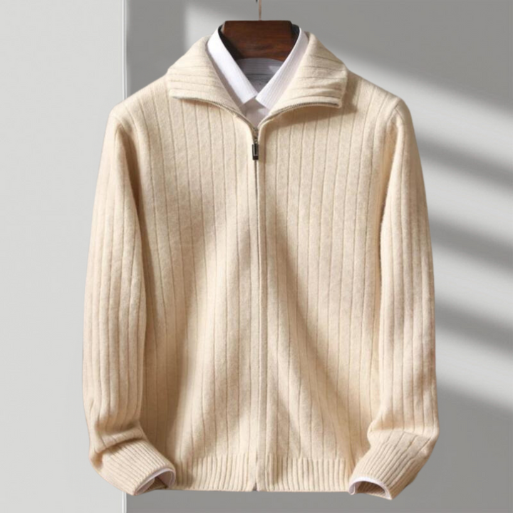 "Sebastian | Veste en laine mérinos tricotée" can be rewritten as "Veste tricotée en laine mérinos Sebastian".