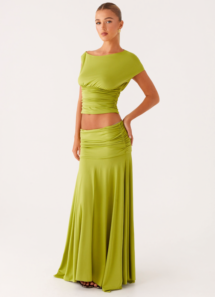 Seraphina – Ensemble maxi en satin froncé