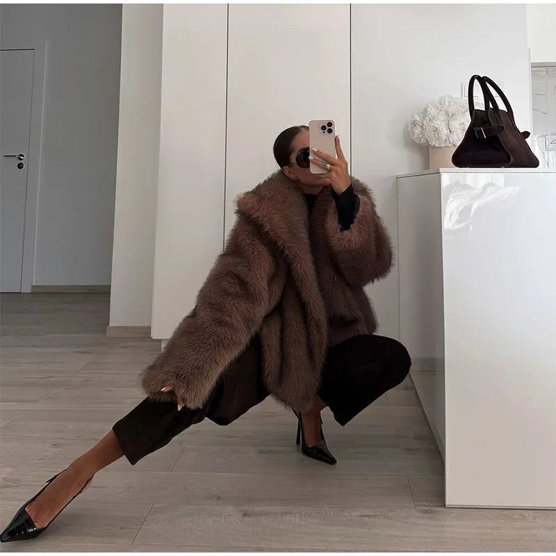 Veste Courte Chic en Fausse Fourrure Marron pour Femme