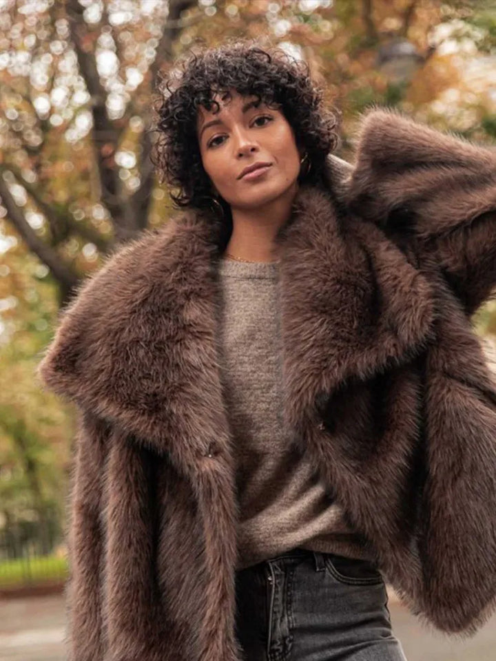 Veste Courte Chic en Fausse Fourrure Marron pour Femme